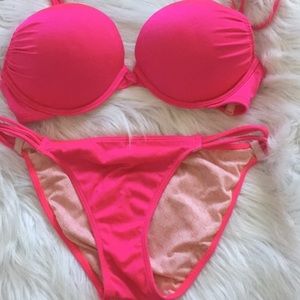 32c Victoria secret bombshell swimsuit - hot pink